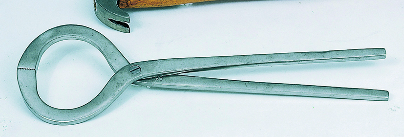 Hufzange 32 cm, rundes Modell, 500g