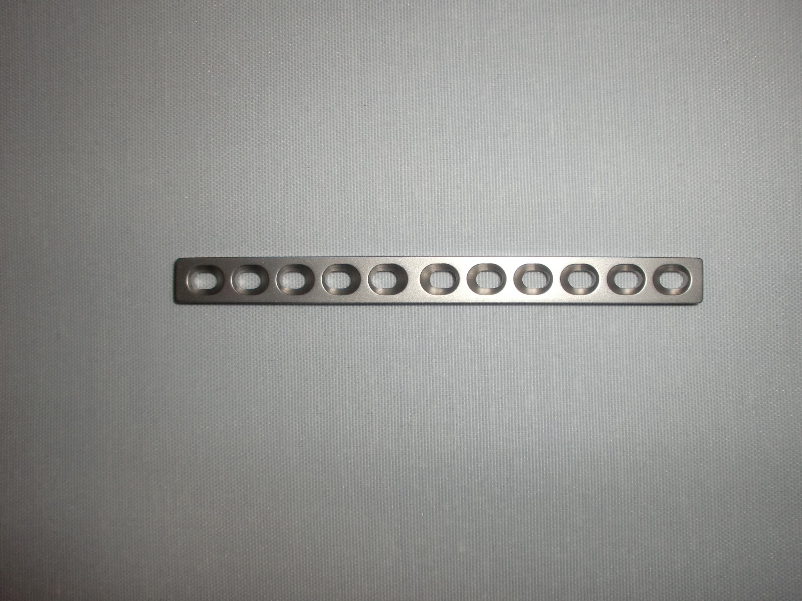 Knochenplatte DCP VN201, 11-Loch, 2,7 mm